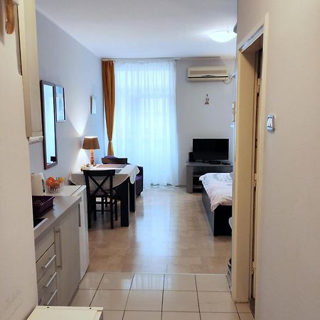 City Center Lovely Studio Apartment Belgrade Extérieur photo